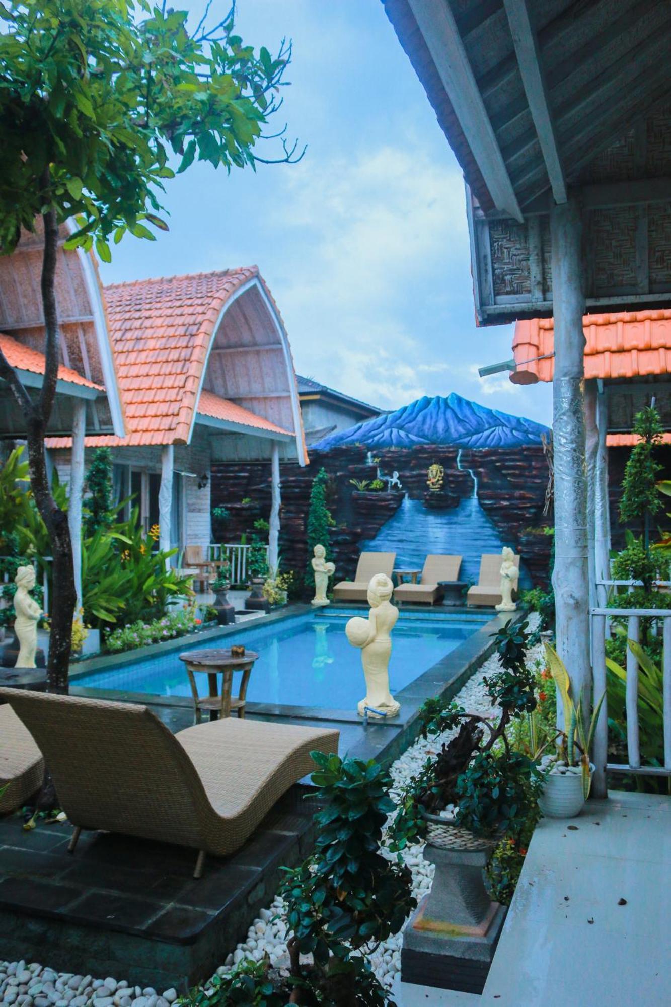 The Box Paradise Cottage Batununggul Extérieur photo